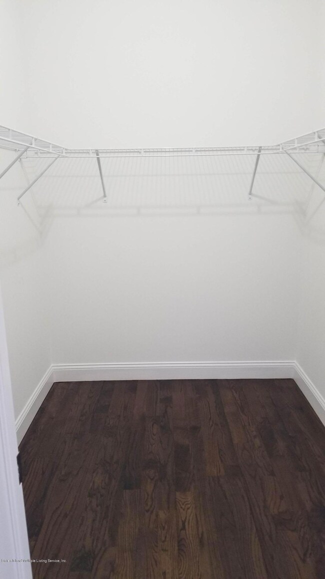 19 Canterbury Ave unit B, Staten Island, NY 10314 - photo 7