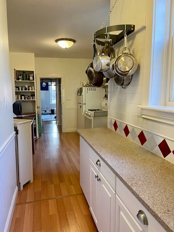 14 Claflin Rd unit 2, Brookline, MA 02445 - photo 7