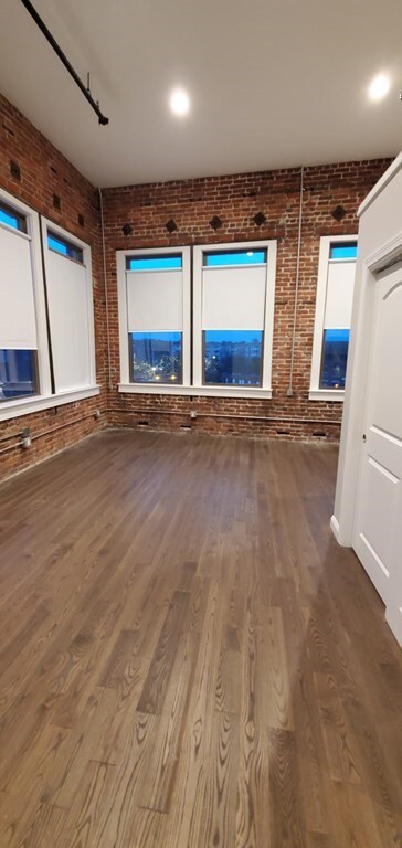 1 Main St unit 301, Peabody, MA 01960 - photo 2