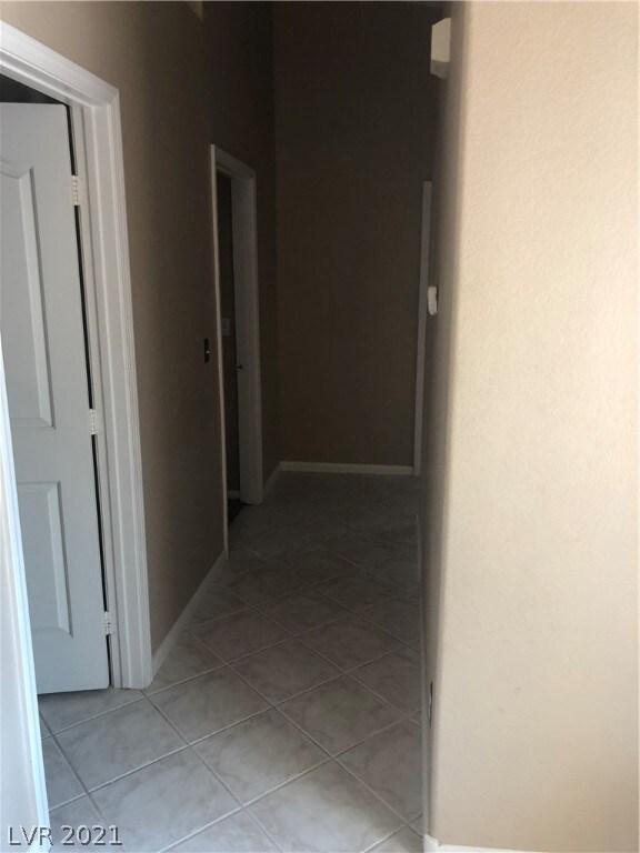 Hallway to bedrooms