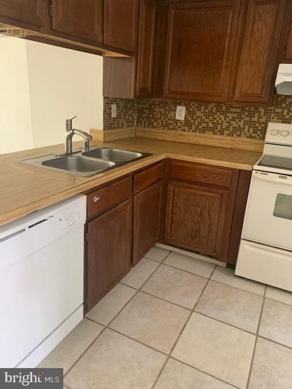 19132 Partridge Wood Dr, Germantown, MD 20874 - photo 4