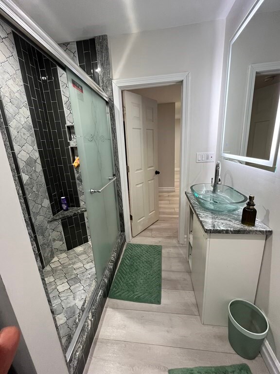 243 Columbia St unit 4, Fall River, MA 02721 - photo 5