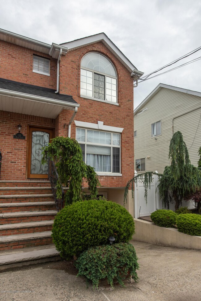 12 Mandy Ct, Staten Island, NY 10309 - photo 3