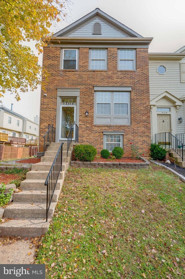 13313 Burkitts Rd, Fairfax, VA 22033 - photo 2