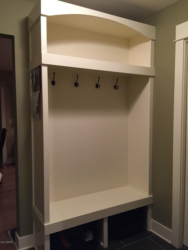 mudroom