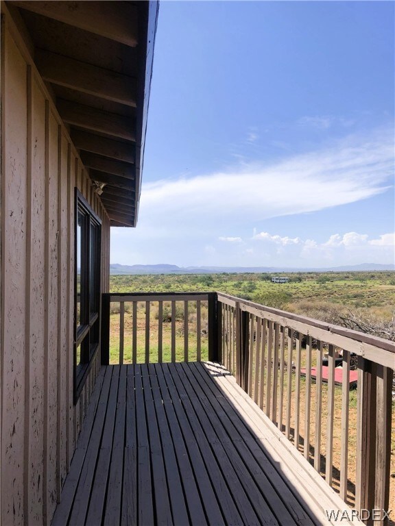SIDE DECK