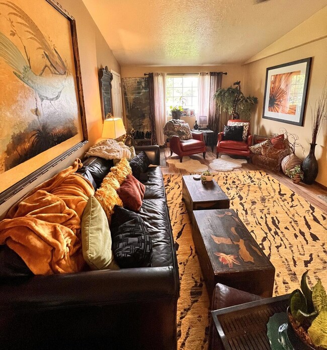 1715 SW 33rd Street
