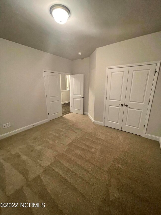 4864B335-26FC-4053-9074-3EEC42801286