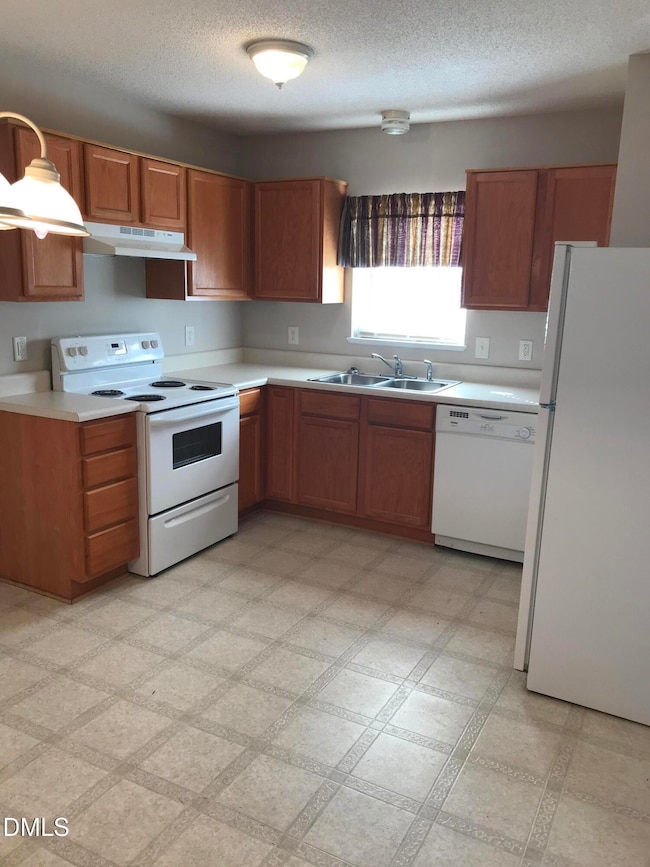 512 Cotton Ave, Creedmoor, NC 27522 - photo 7