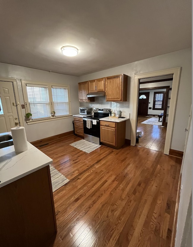 1282 Lafond Ave - New Kitchen & Floors