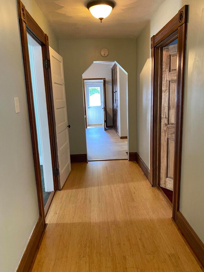 318 Brooklyn Ave, Sidney, OH 45365 - photo 7