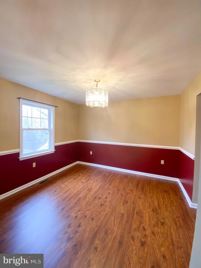 3160 Schuylkill Rd, Spring City, PA 19475 - photo 7