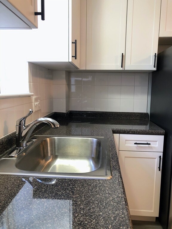 81 Trapelo Rd unit 57, Waltham, MA 02452 - photo 3