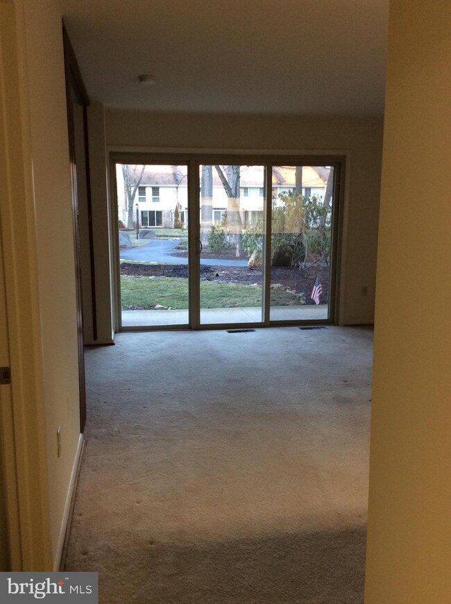 3632 Gleneagles Dr unit 81G, Silver Spring, MD 20906 - photo 4