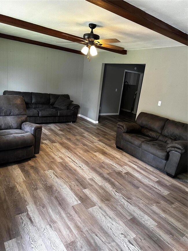 2025 Wasson Dr, Poplar Bluff, MO 63901 - photo 3