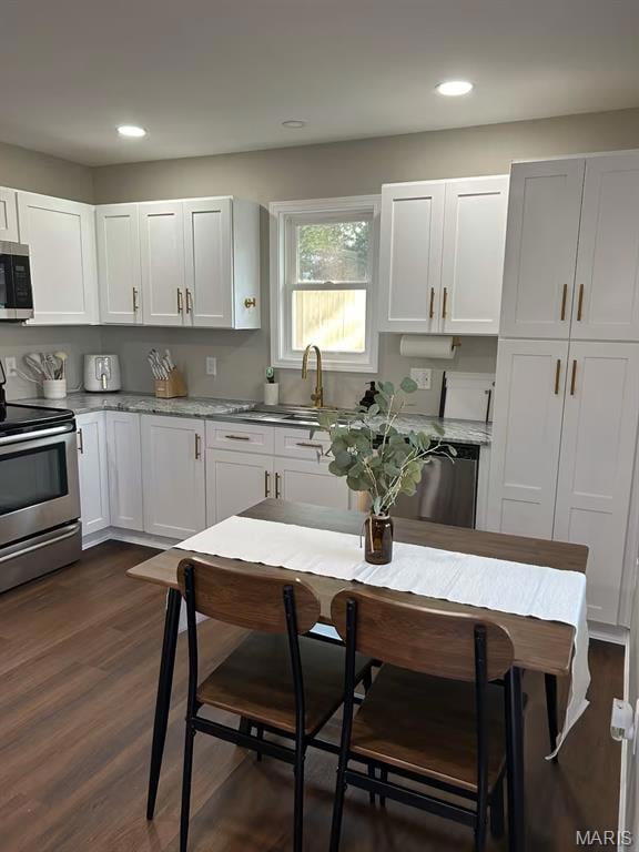 200 Missouri Ave, Saint James, MO 65559 - photo 6