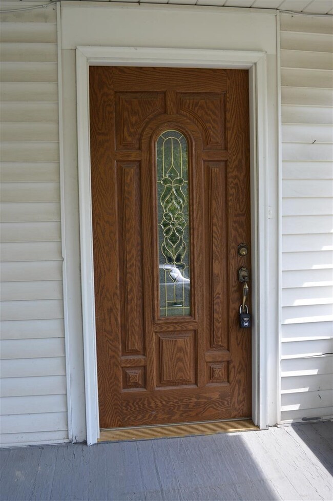 710 N Jackson St, Auburn, IN 46706 - photo 7