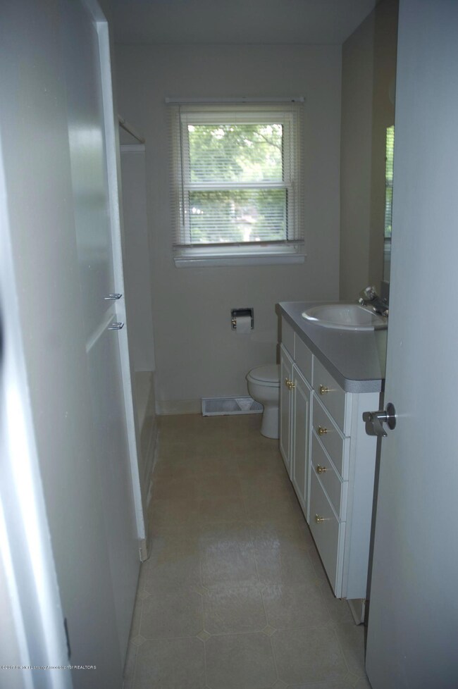 7_Wayland_bath1_2