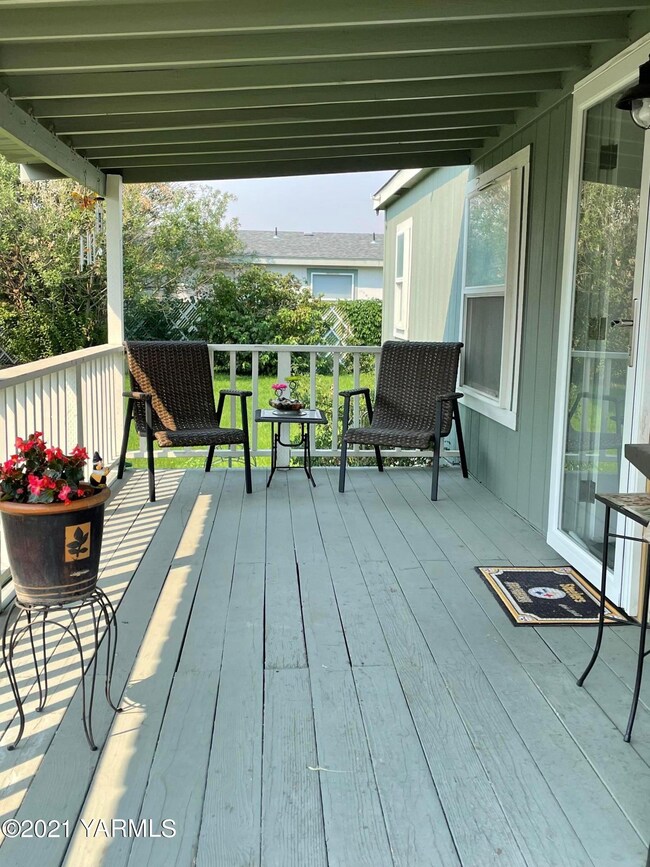 Deck