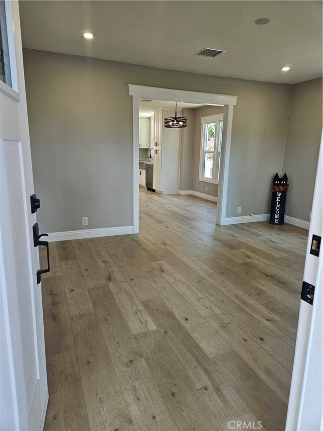 4237 4th St, Riverside, CA 92501 - photo 3