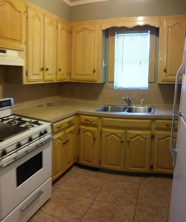 1611 International St, Edinburg, TX 78539 - photo 4