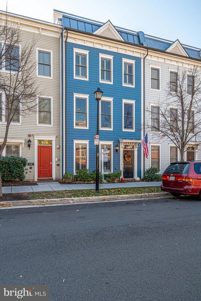 826 Montgomery St, Alexandria, VA 22314 - photo 2