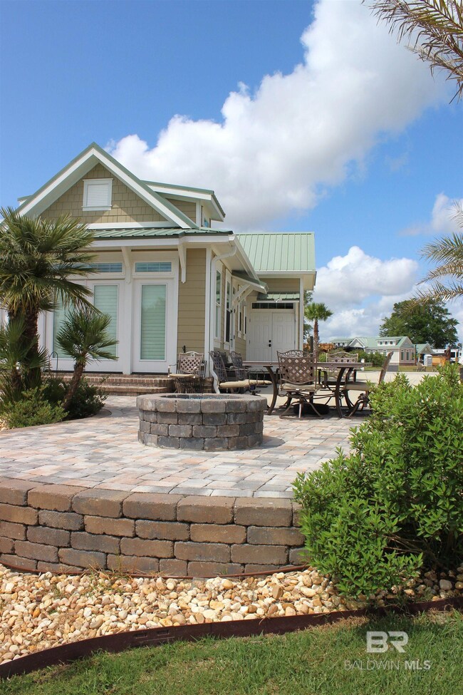 Outside deck with fire pit