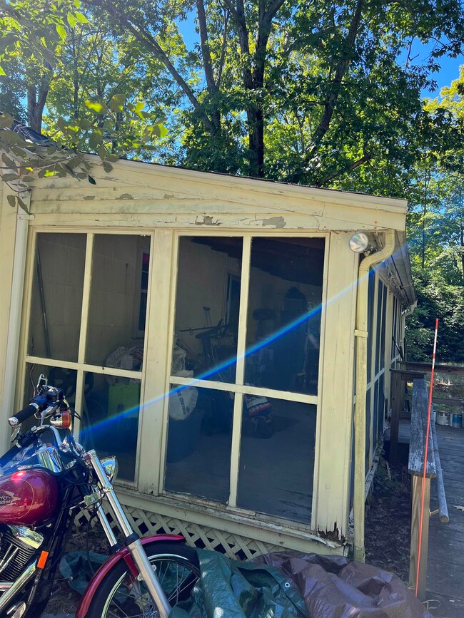 4 Maple Ave, Newton, NH 03858 - photo 4