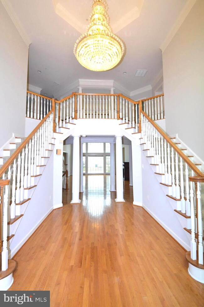 7804 Killbarron Dr, Laurel, MD 20707 - photo 2