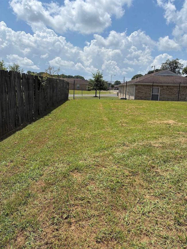 791 W Levi Rd, Memphis, TN 38109 - photo 6