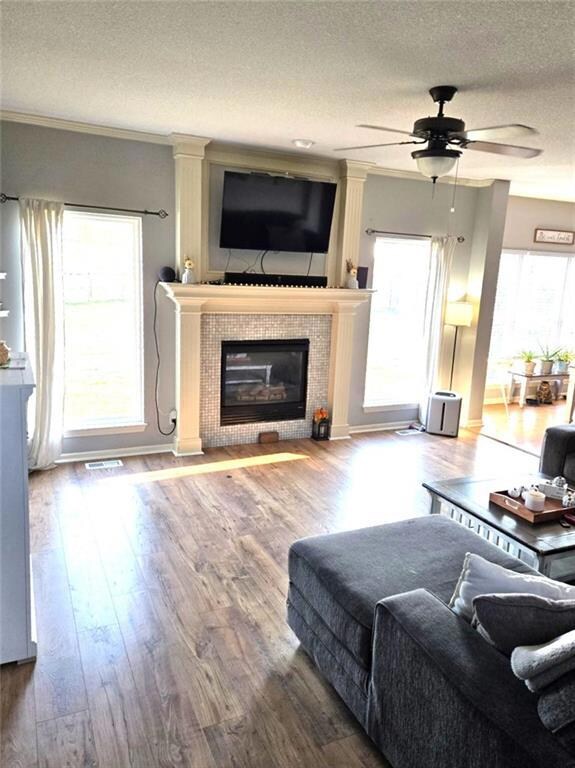 301 Wyndham Dr, Lansing, KS 66043 - photo 7