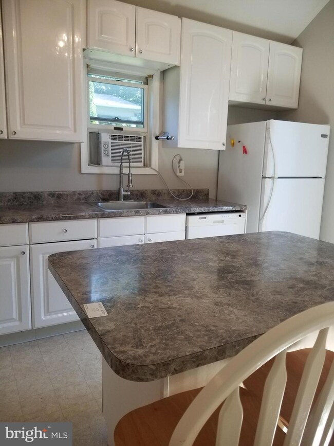 1216 Easton Rd unit C, Abington, PA 19001 - photo 5