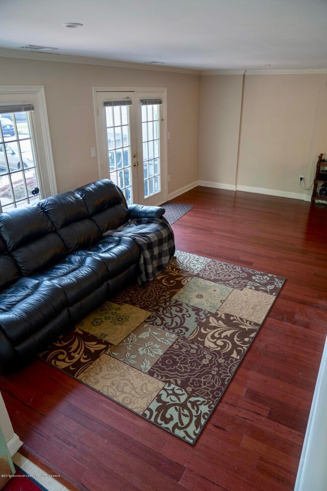 18 Madison Ct, Tinton Falls, NJ 07712 - photo 4