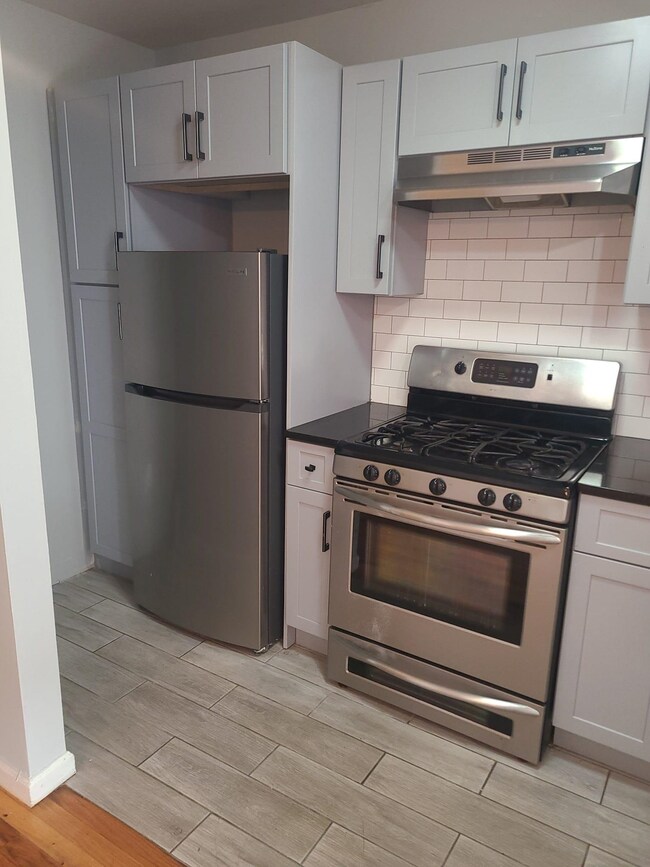 58 Wakeman Ave unit 1, Newark, NJ 07104 - photo 3