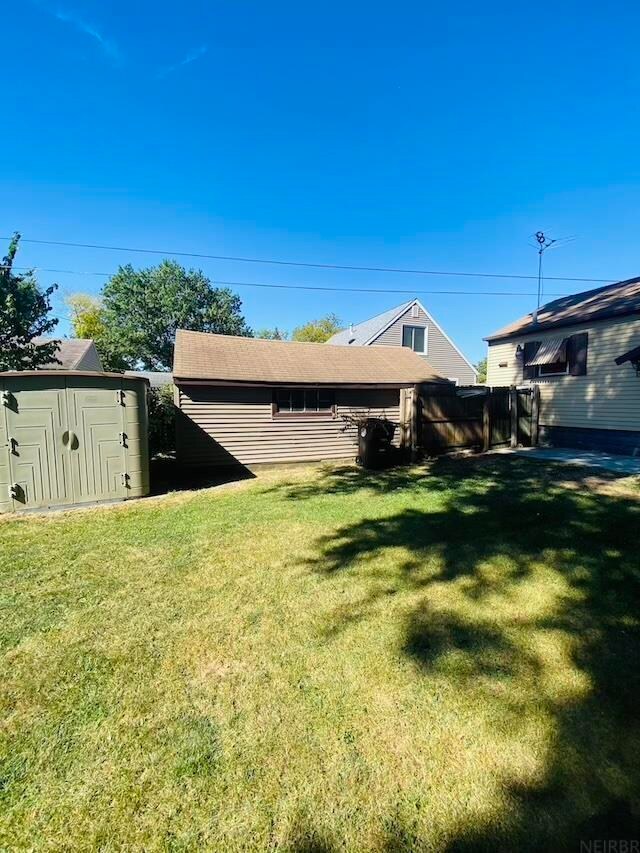 1022 Hawthorne Ave, Waterloo, IA 50702 - photo 5