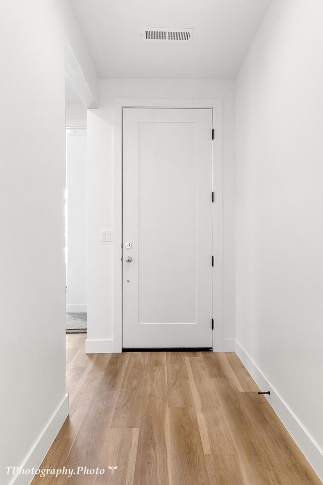 4 Entryway