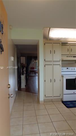 6095 N Sabal Palm Blvd unit 312, Tamarac, FL 33319 - photo 4