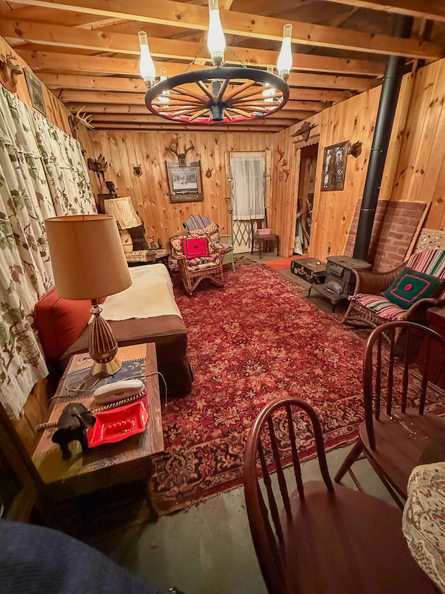 CabinOnGillespie_LR_V