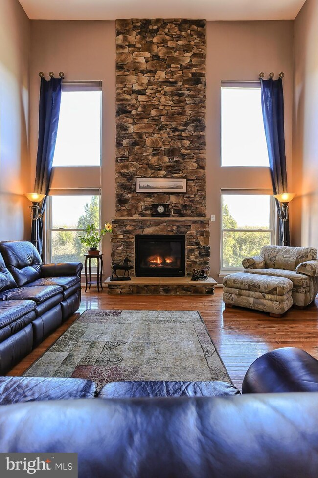 9064 Lindale Ave, Greencastle, PA 17225 - photo 7