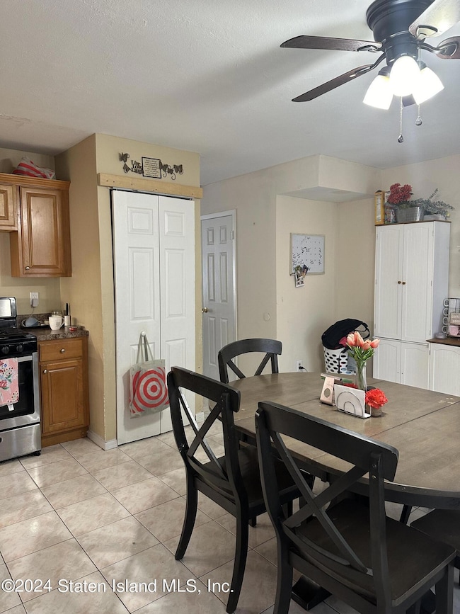 Eat In Kitchen
