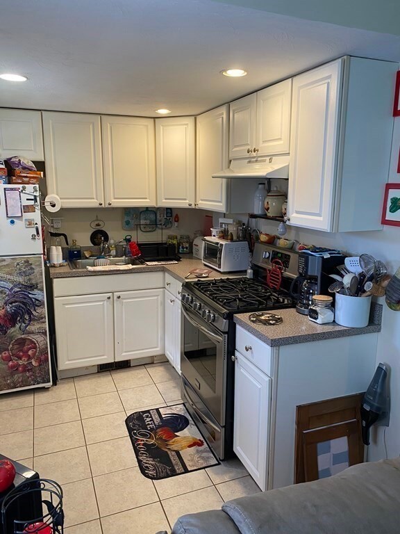 347 Washington St, Taunton, MA 02780 - photo 2