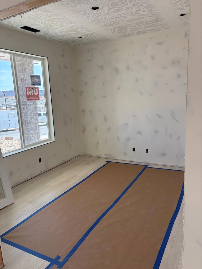 Divario lot 63 office