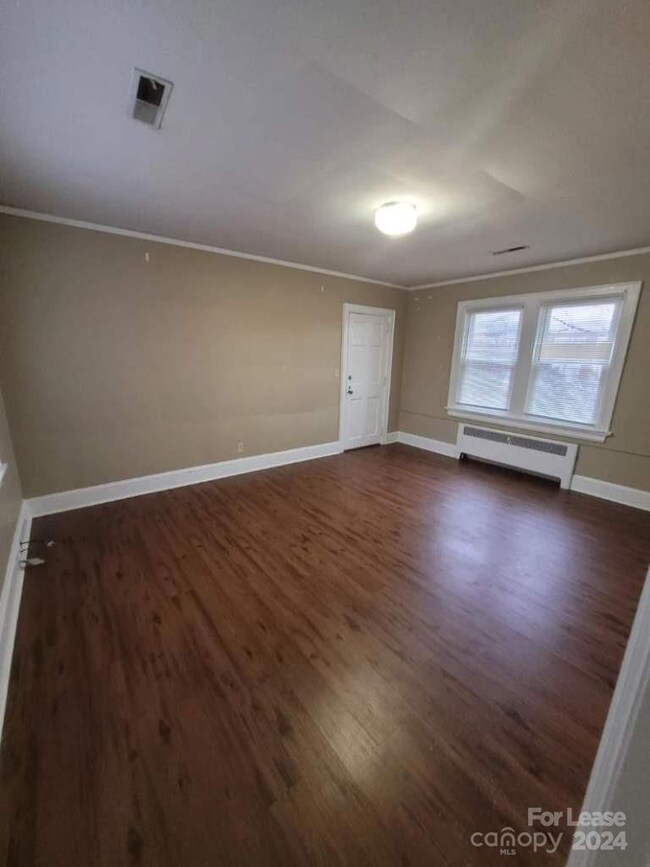 216 Harrill St unit D, Statesville, NC 28677 - photo 4