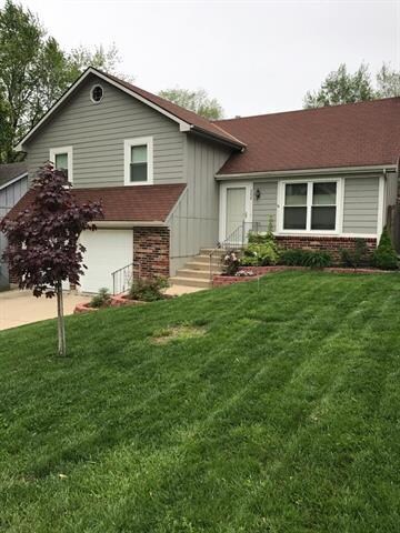 4825 Perry Ln, Shawnee, KS 66203 - photo 2