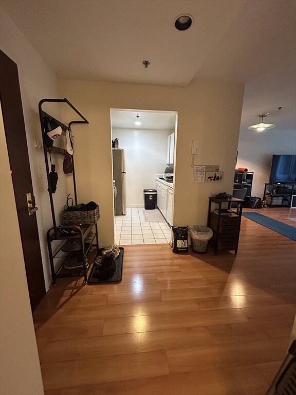 Bay Square unit 502, Cambridge, MA 02139 - photo 6