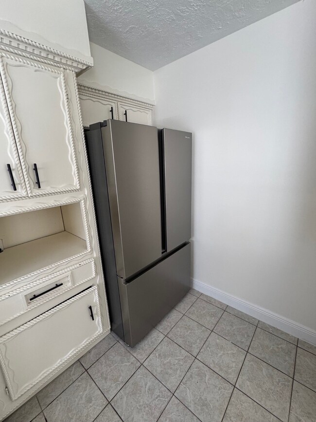 10134 Kirkglen Dr unit 2, Houston, TX 77089 - photo 6