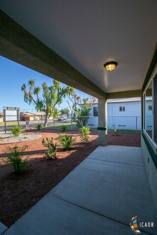 819 W Euclid Ave, El Centro, CA 92243 - photo 3