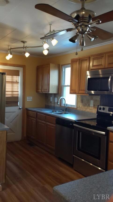 889 Brightwells Mill Rd, Madison Heights, VA 24572 - photo 4