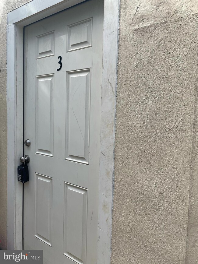 11 N Jay St unit 3, Middleburg, VA 20117 - photo 3