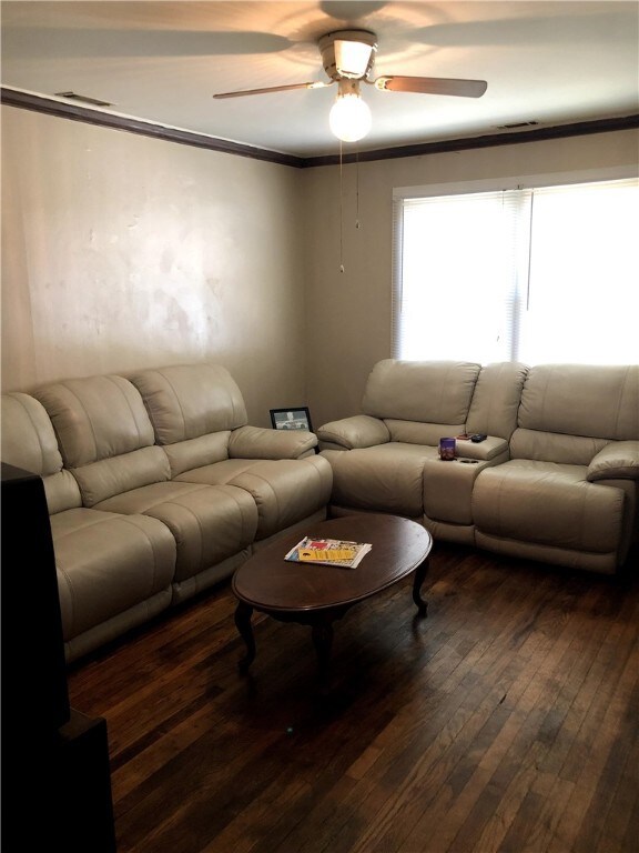 Unit 1 Family Room